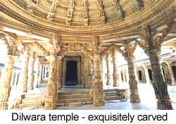Dilwara temples exquisitely carved pillars